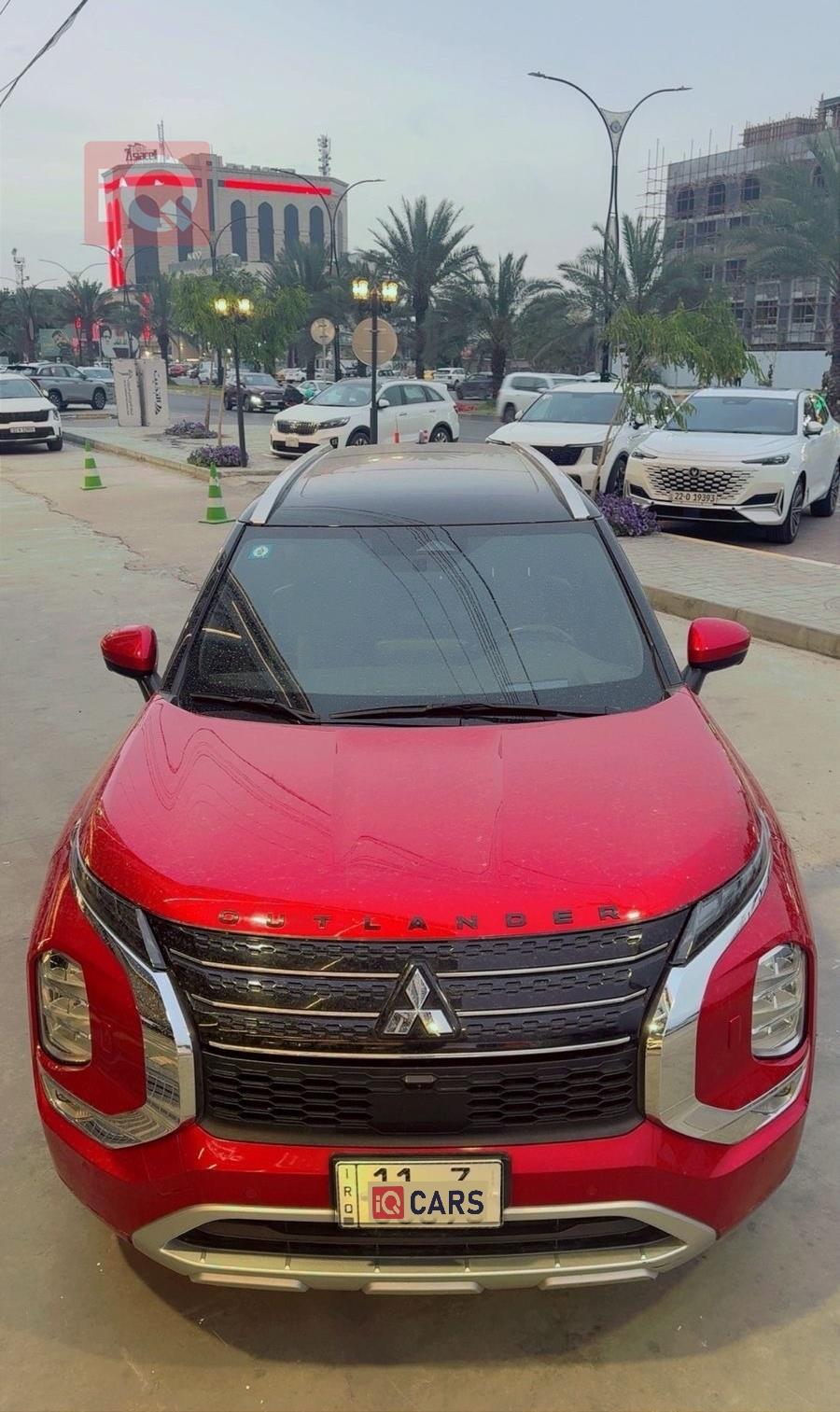 ميتسوبيشي اوتلاندر